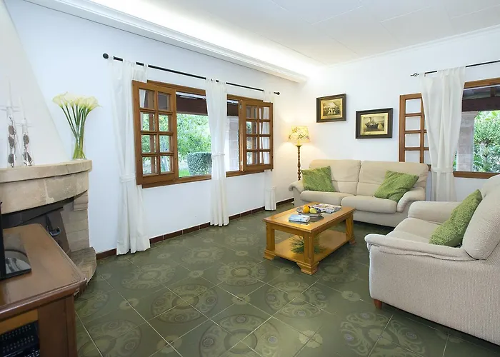 Owl March - 10 Min Walk To The Old Town Pollença